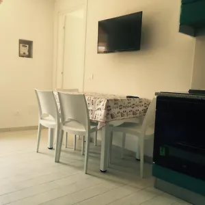 https://trilocale-porto-azzurro.it-tuscanyhotel.com